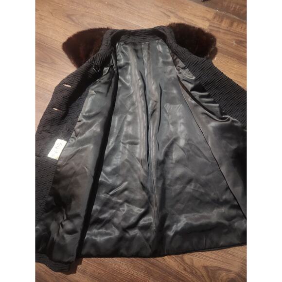 Vintage French Black Wool Coat w/ Genuine Fur Collar Women’s L Made in France - Picture 3 of 10